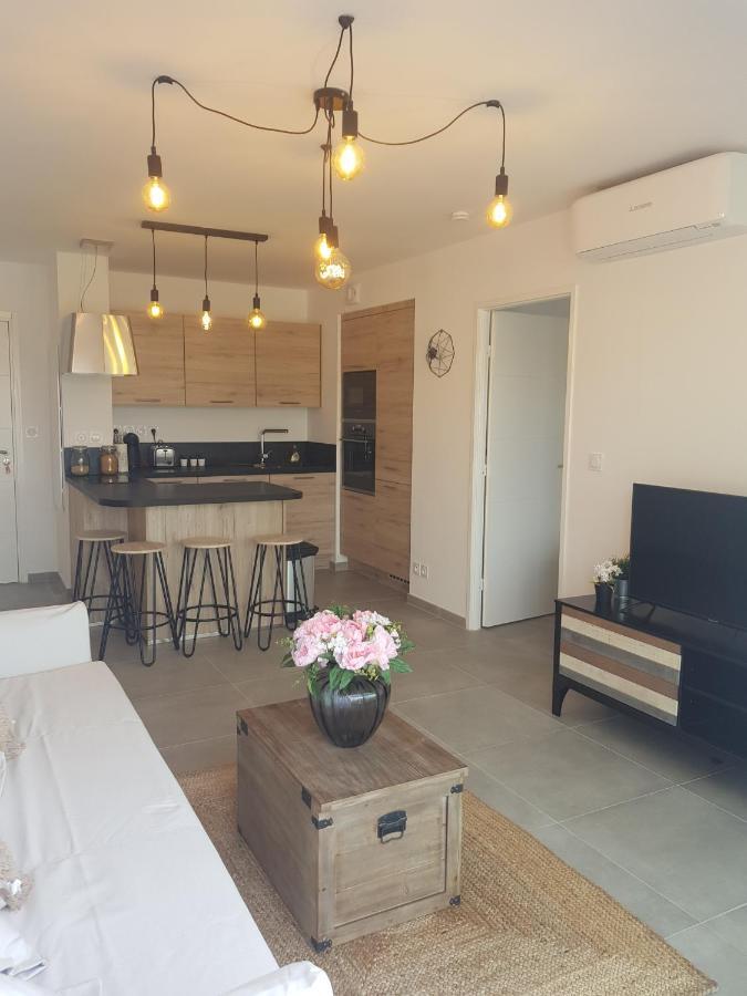 T2 Neuf Avec Terrasse - Proche Des Plages Saint-Cyr-sur-Mer Εξωτερικό φωτογραφία
